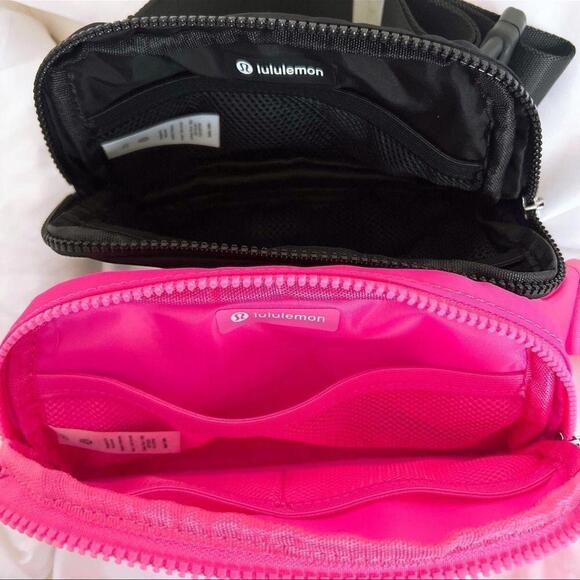 Lululemon Everywhere Belt Bag 1L Sonic Pink & Black Bundle - Picture 3 of 5